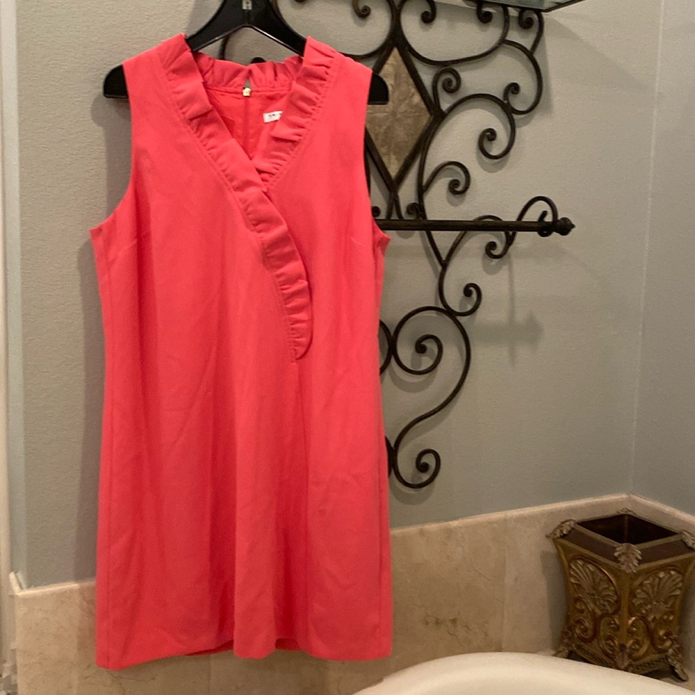 Sleeveless dress